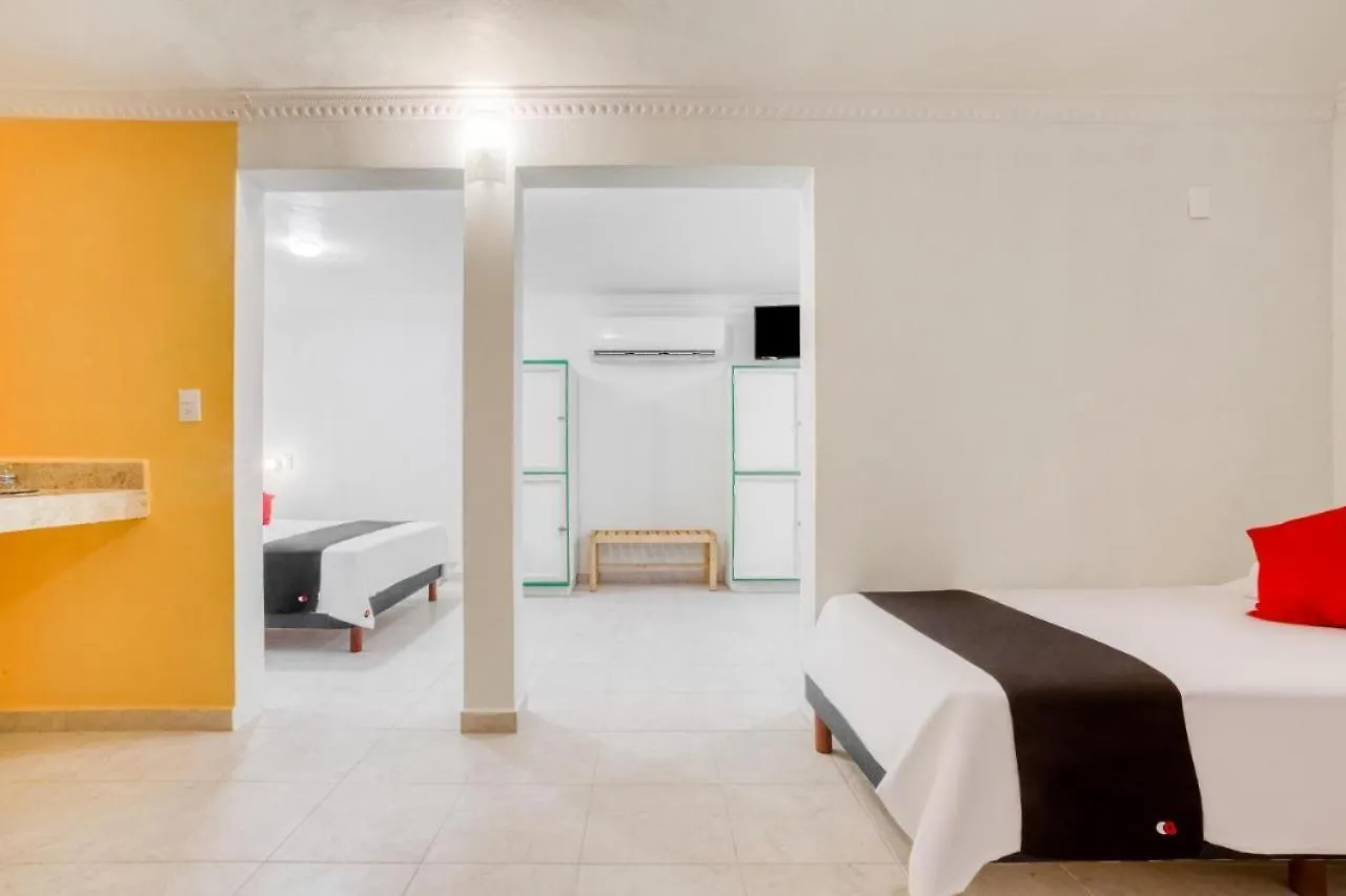***  Capital Center Hotel Cancun Mexico